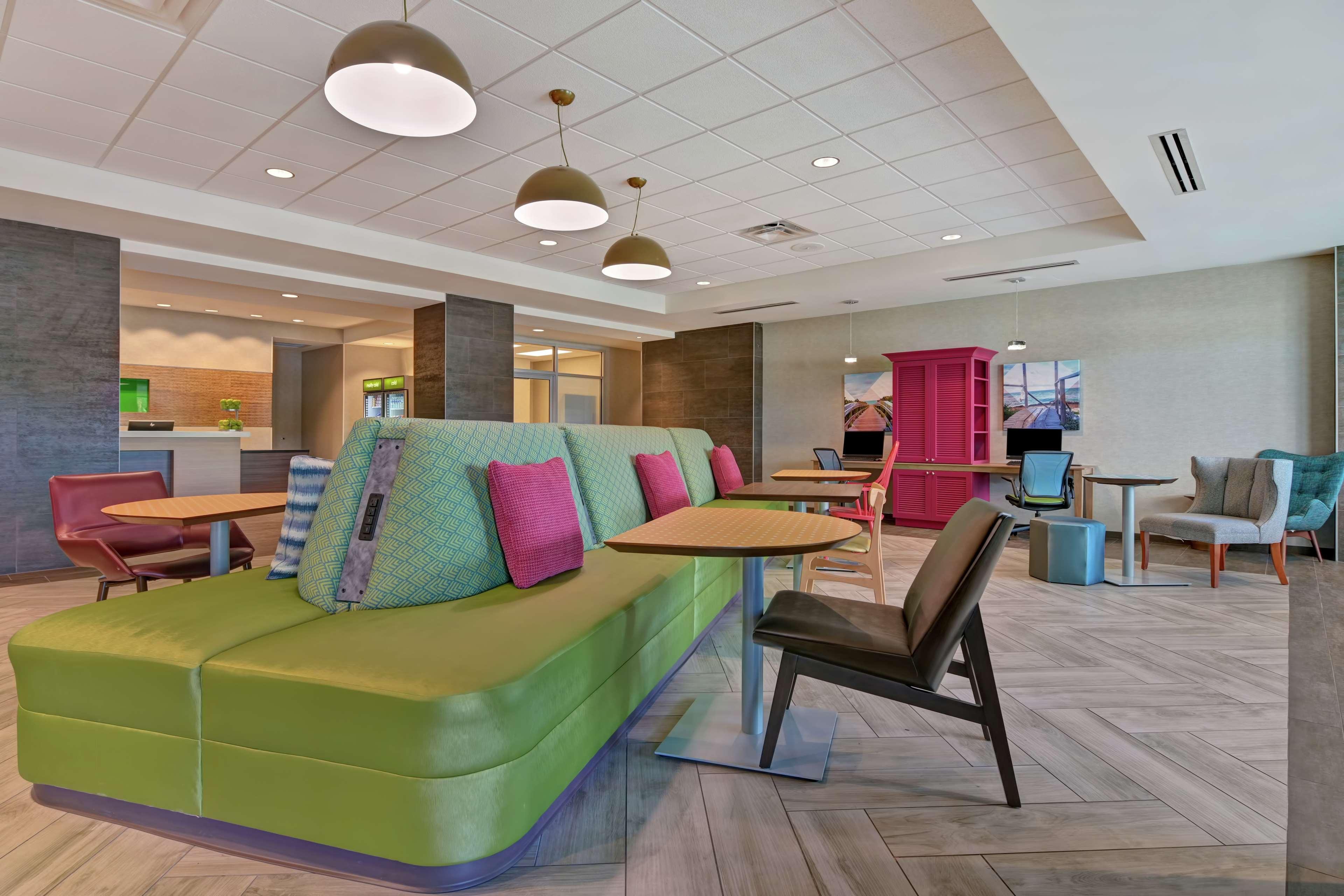 Home2 Suites By Hilton West Palm Beach Airport Cloud Lake Екстериор снимка