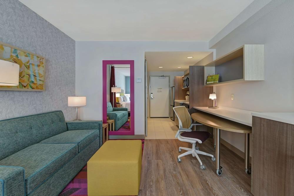 Home2 Suites By Hilton West Palm Beach Airport Cloud Lake Екстериор снимка