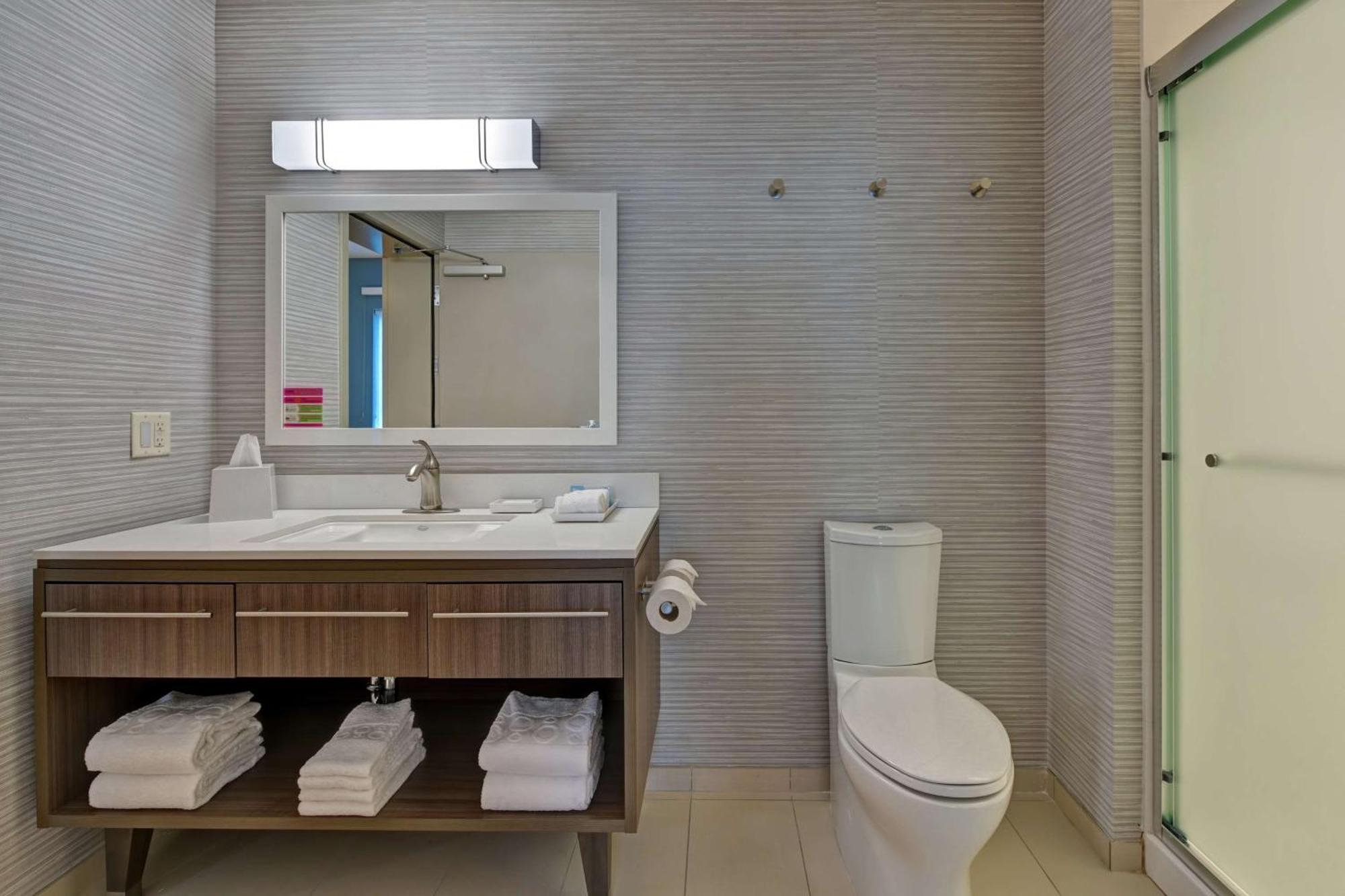 Home2 Suites By Hilton West Palm Beach Airport Cloud Lake Екстериор снимка